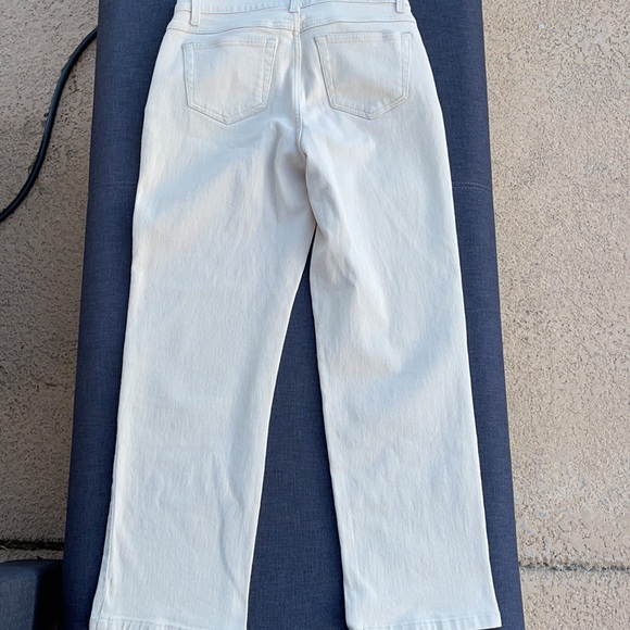 Jeans - Picture 5 of 6